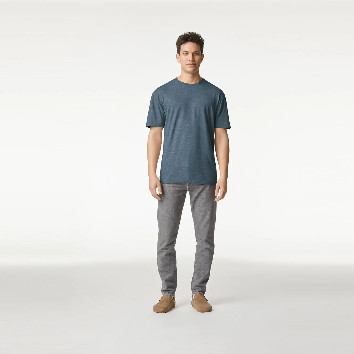 Gildan Unisex Adult Softstyle Cotton T-Shirt, Style G64000, Multipack