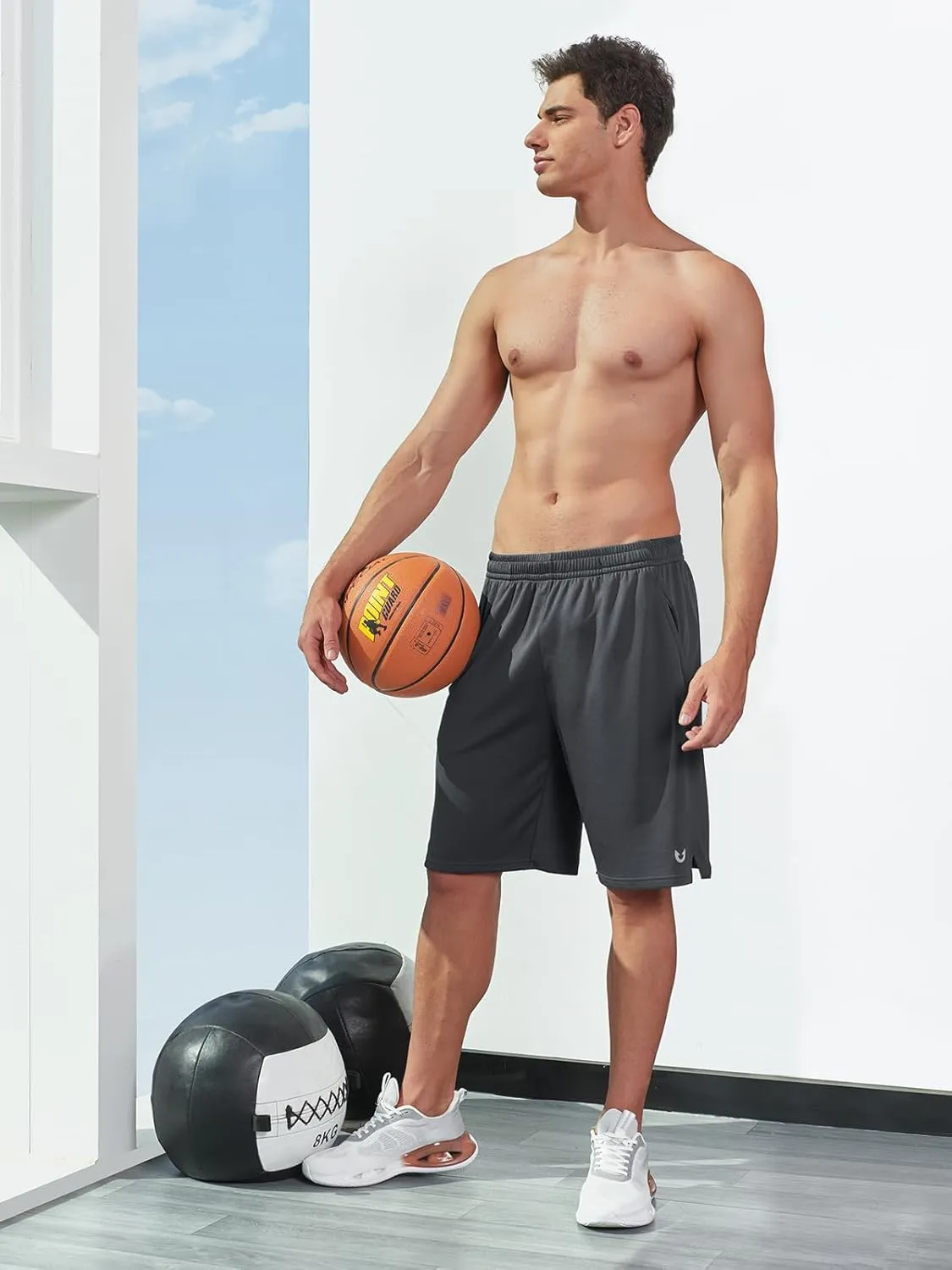 NORTHYARD Men's 10" Athletic Basketball Shorts with Zipper Pockets Quick Dry Lightweight Running Workout Gym Tennis Shorts