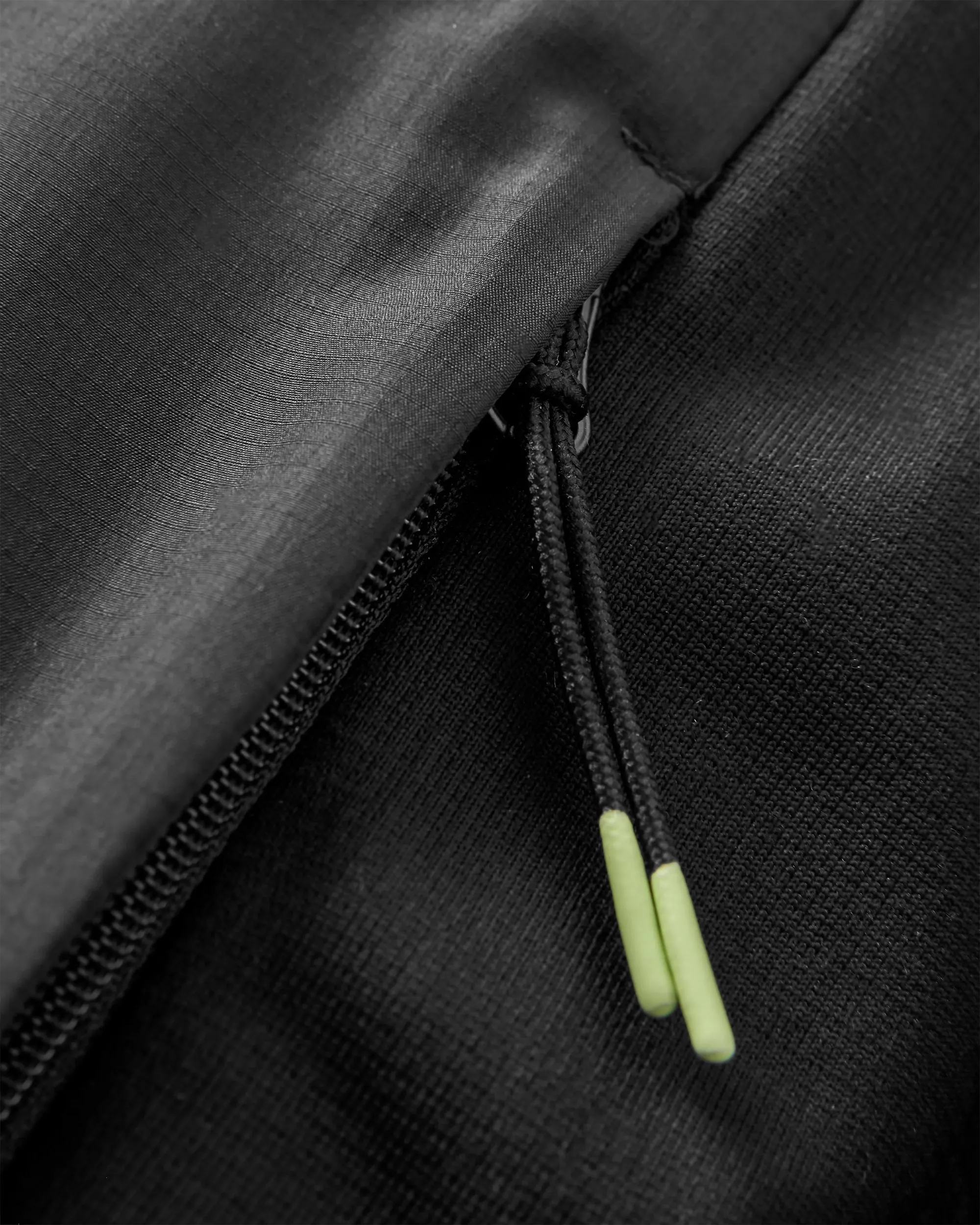 Shasta Lightweight Recycled Thermore Insulated Jacket - Black