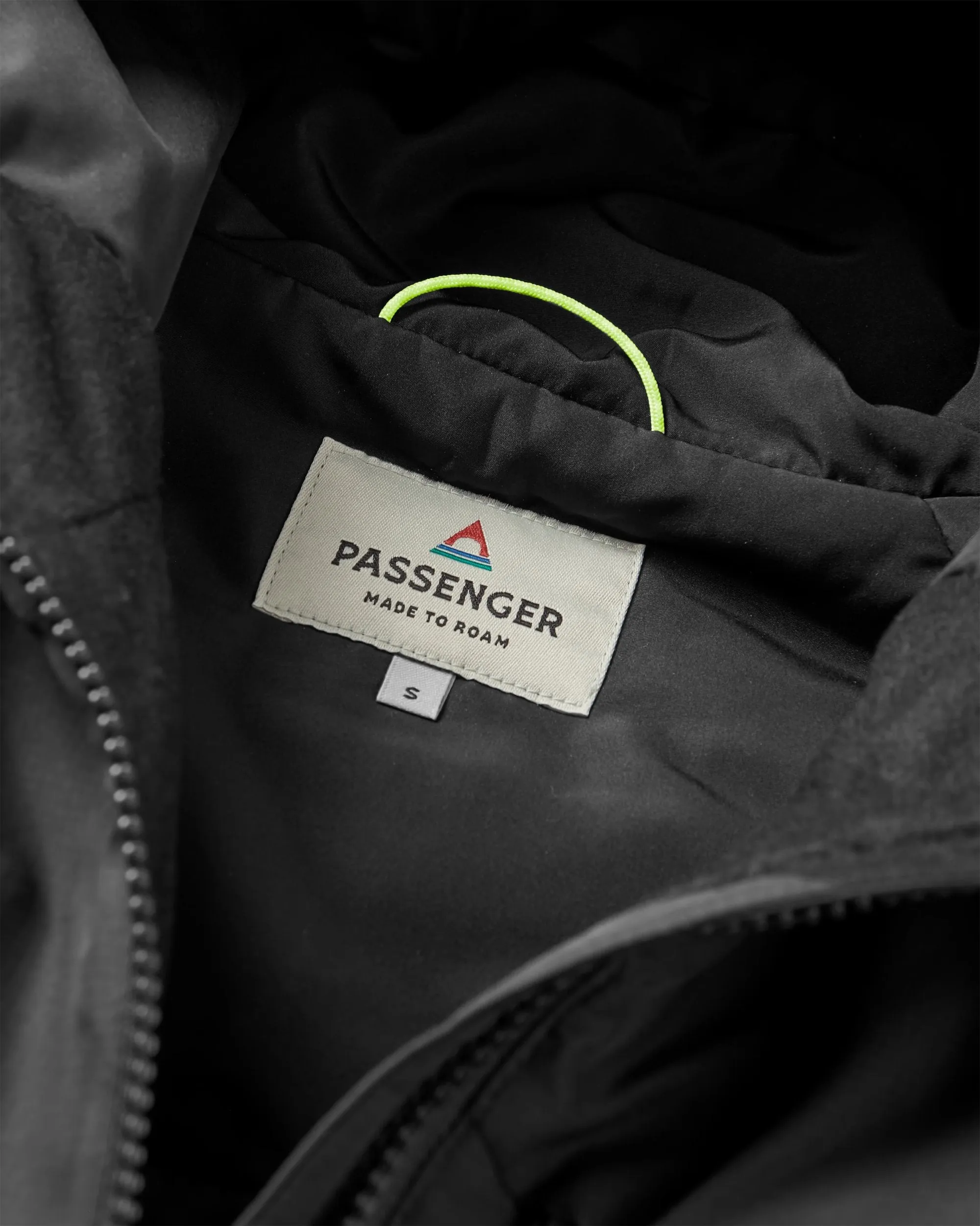 Shasta Lightweight Recycled Thermore Insulated Jacket - Black