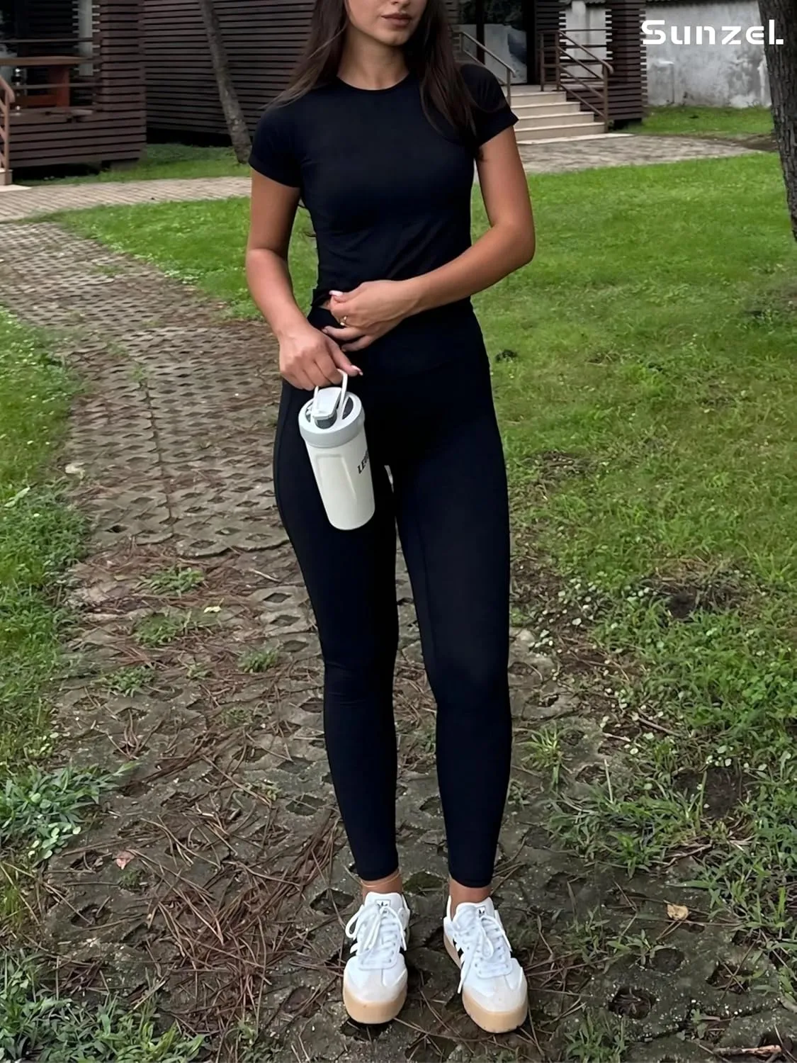 Sunzel Short Sleeve Fitted Basic T Shirts for Women, Soft Crew Neck Basic Crop Tee Cute Trendy Summer Tops Tight Tees