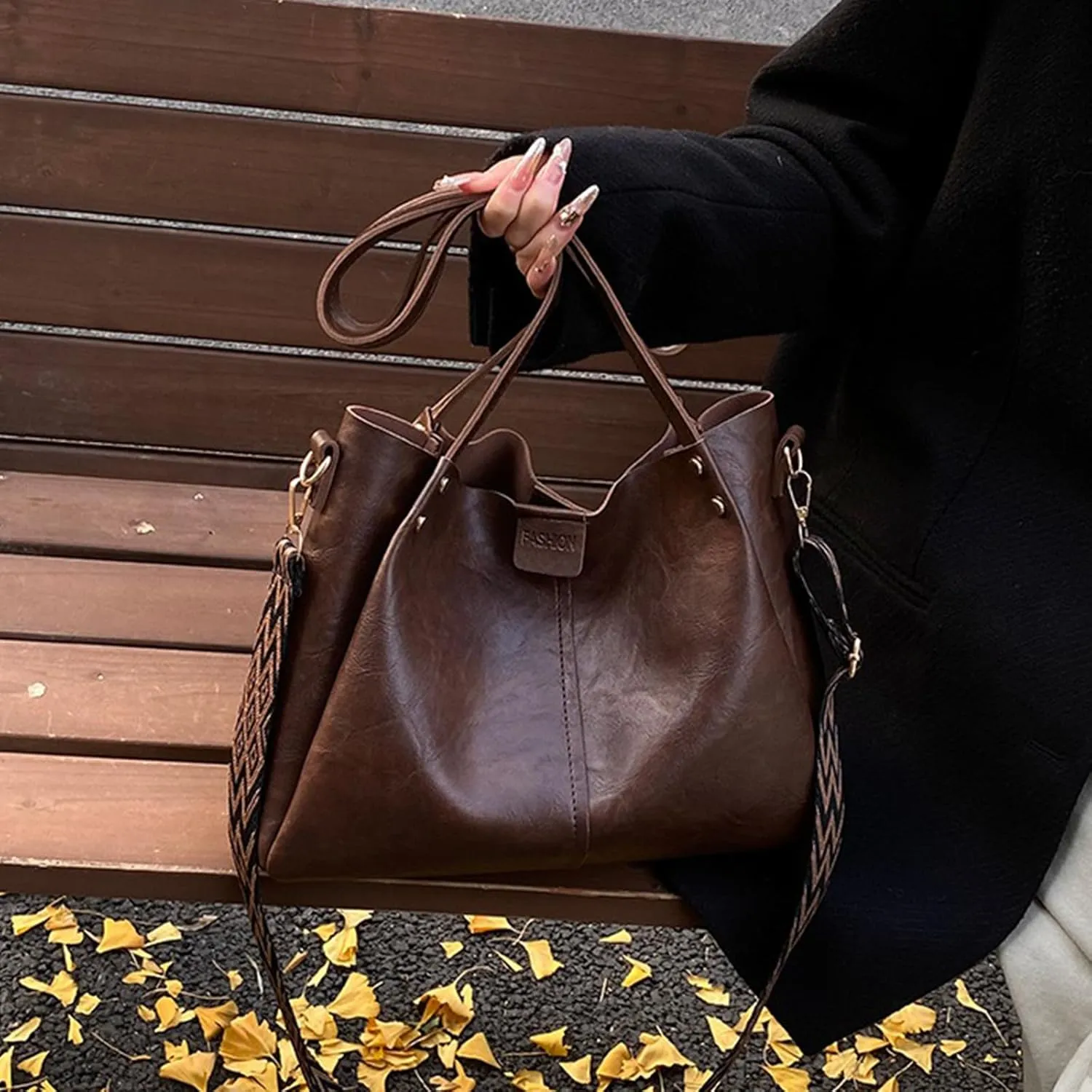 Vegan Leather Vintage Tote Bag Retro Crossbody Bucket Silhouette Shoulder Handbag Open Top Slouchy Travel Purse