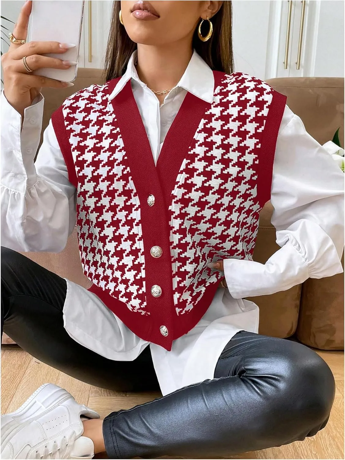 Verdusa Women's Button Front V Neck Sleeveless Houndstooth Print Jacket Lightweight Cardigan Vest