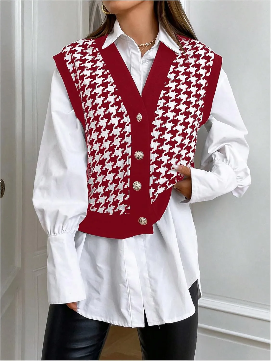 Verdusa Women's Button Front V Neck Sleeveless Houndstooth Print Jacket Lightweight Cardigan Vest